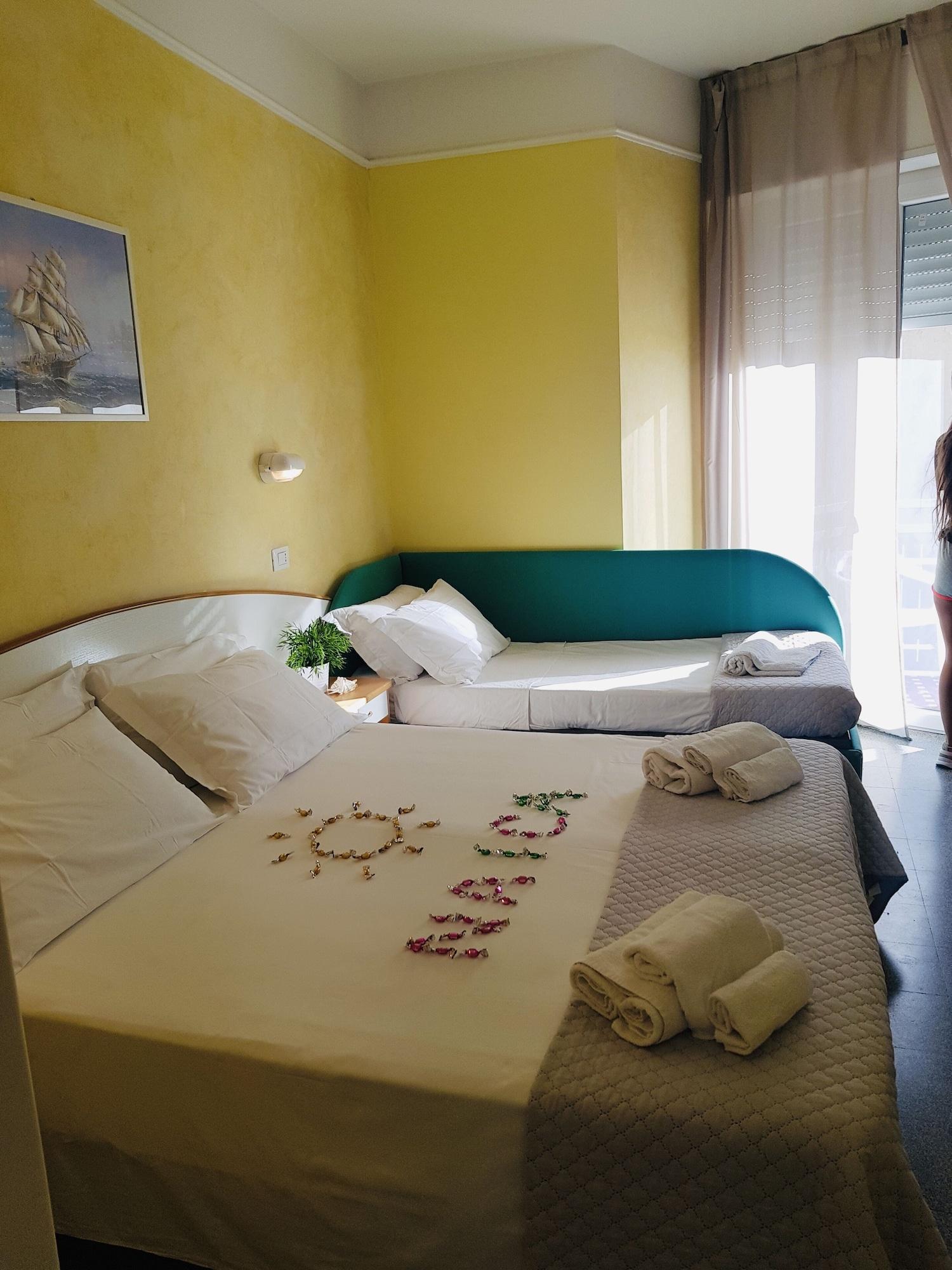 Hotel Naica Rimini Exterior foto