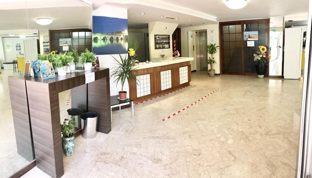 Hotel Naica Rimini Exterior foto