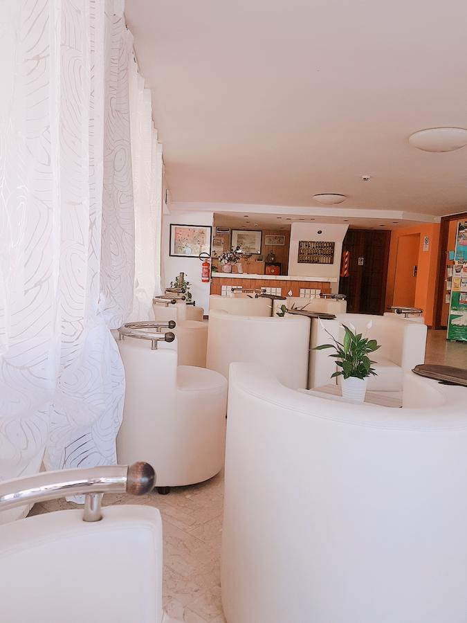 Hotel Naica Rimini Exterior foto